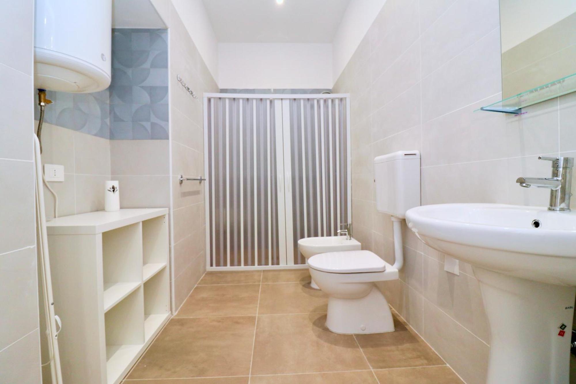 Airport Guest Houses เนเปิลส์ ภายนอก รูปภาพ